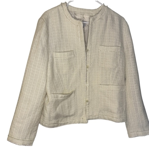 Jaclyn Smith Jackets & Blazers - Jaclyn Smith Textured Cream Shimmer Blazer